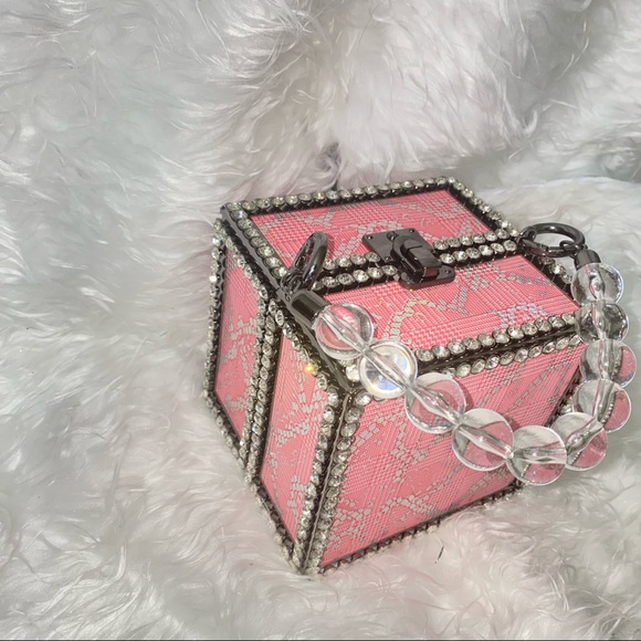 Cube Purse - Picture 6 of 12